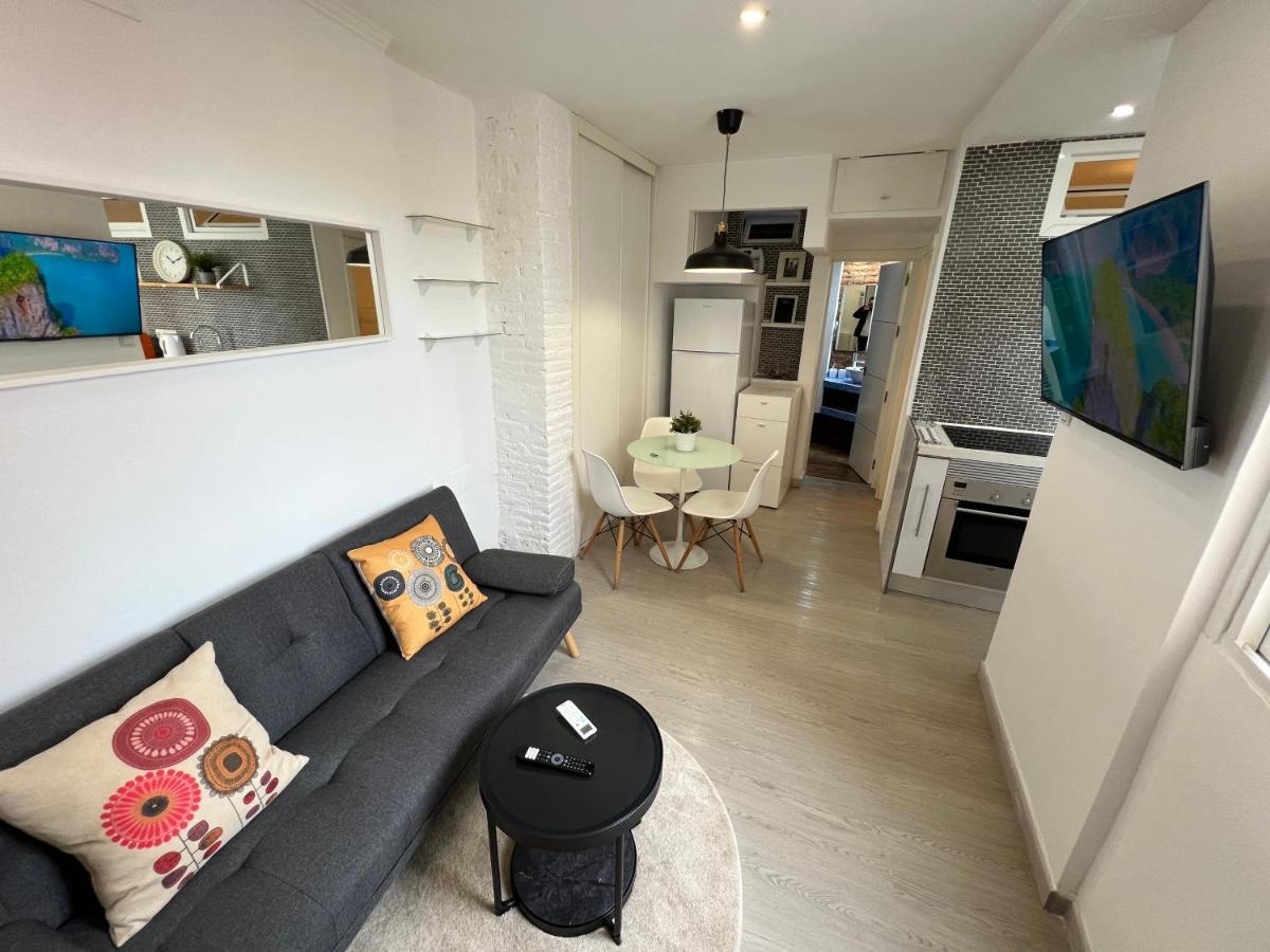 Excellent Location Malaga Centro Historico 2 Bed Flat Apartment Luaran gambar