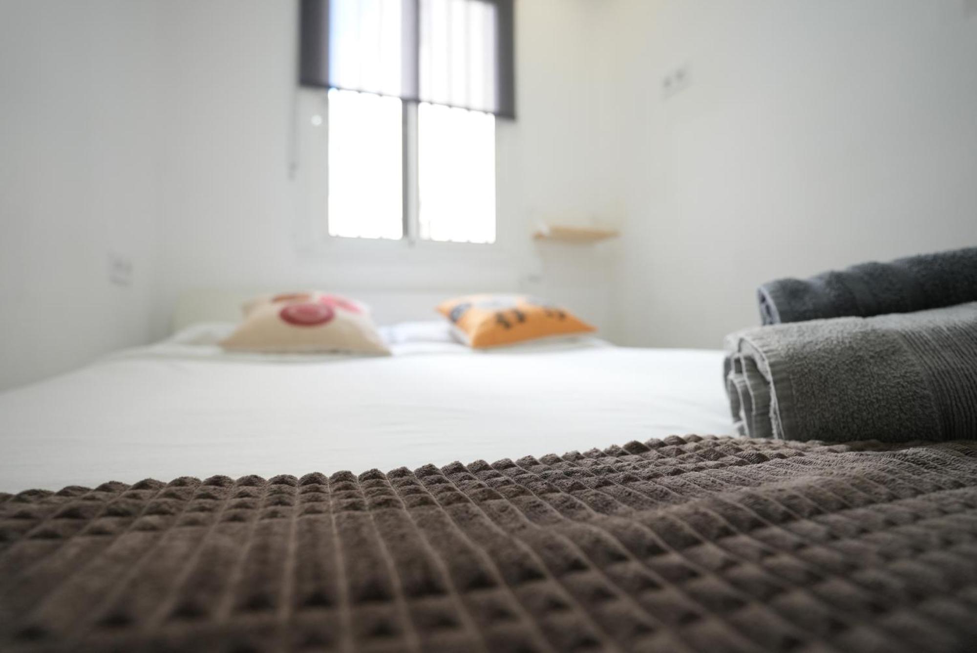 Excellent Location Malaga Centro Historico 2 Bed Flat Apartment Luaran gambar
