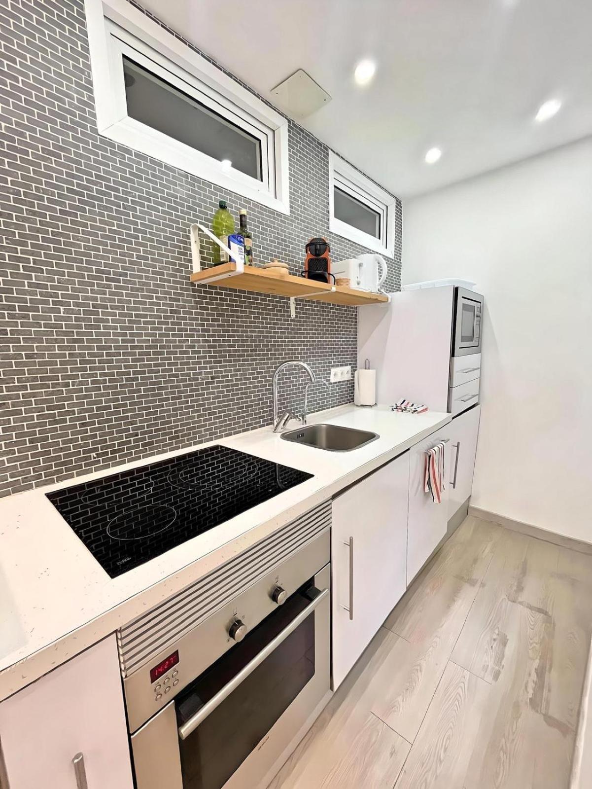 Excellent Location Malaga Centro Historico 2 Bed Flat Apartment Luaran gambar